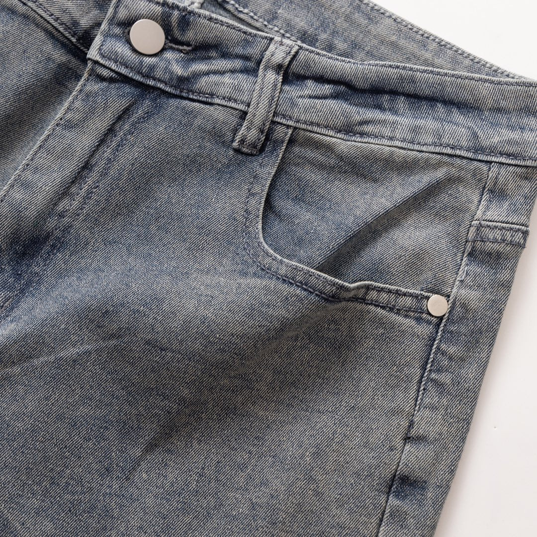 New Trend Jeans for Everyday Style-16