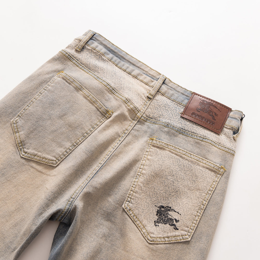 New Trend Jeans for Everyday Style-10