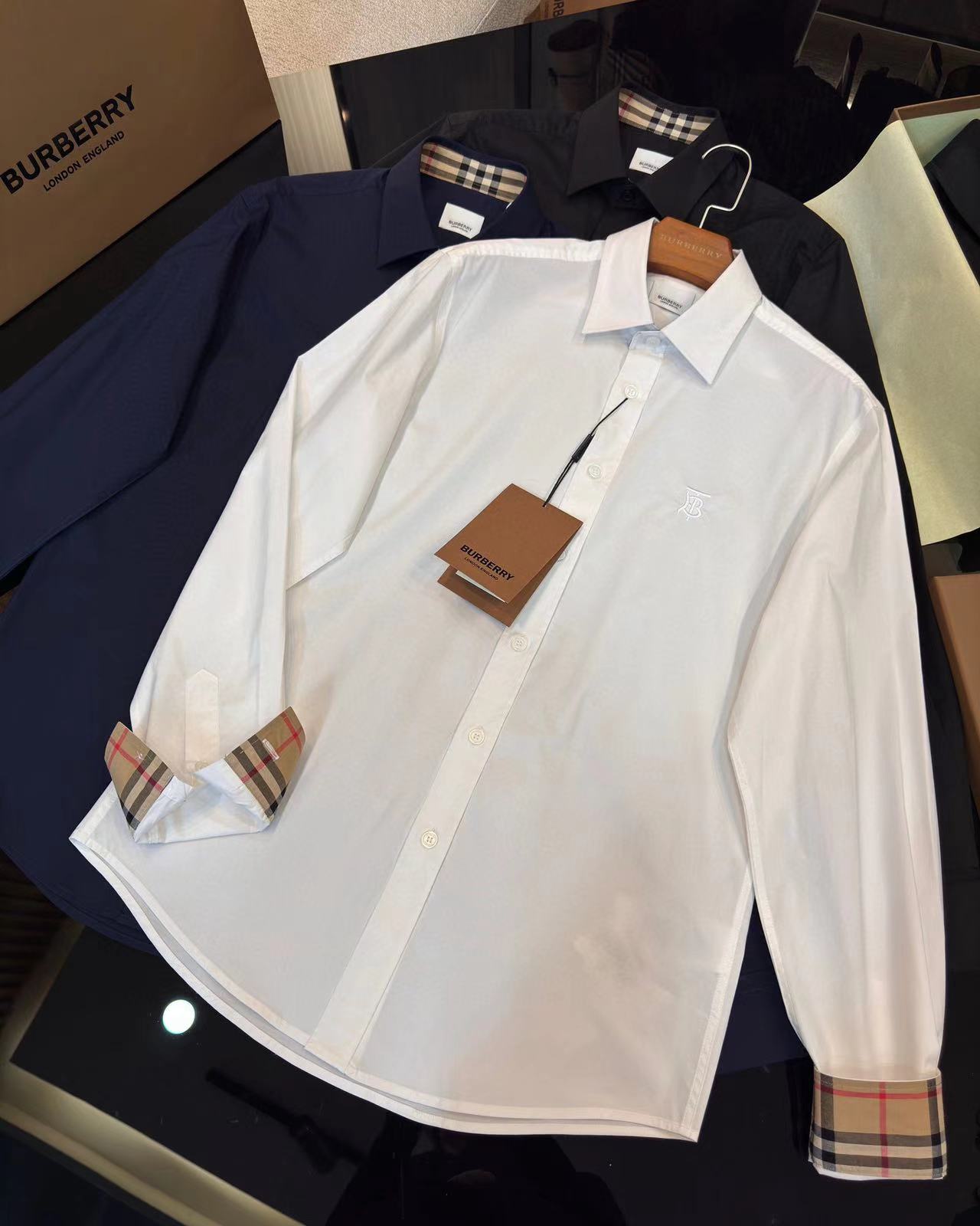 Three-color stylish shirt