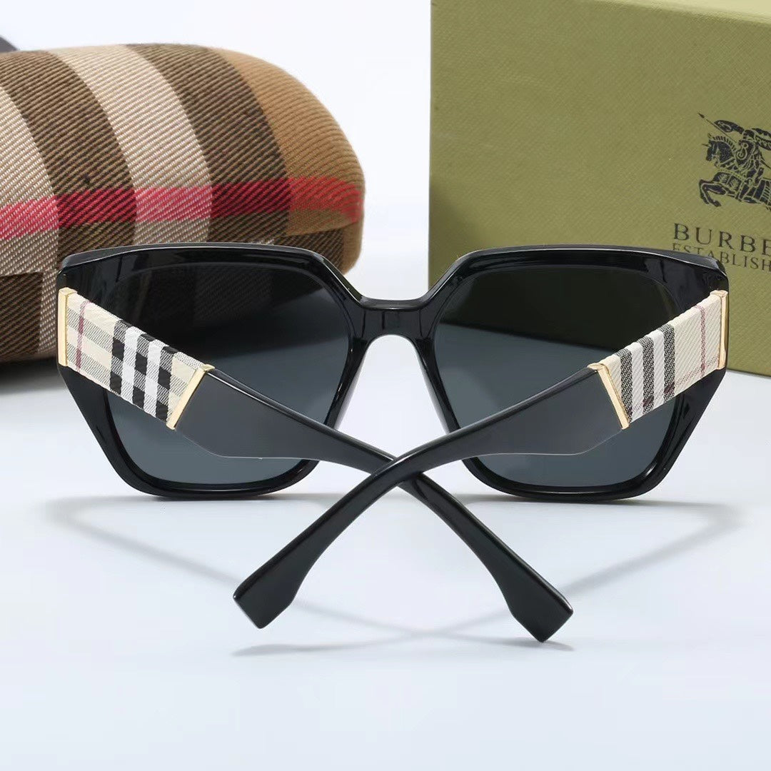 Classic Checkered Frame Sunglasses