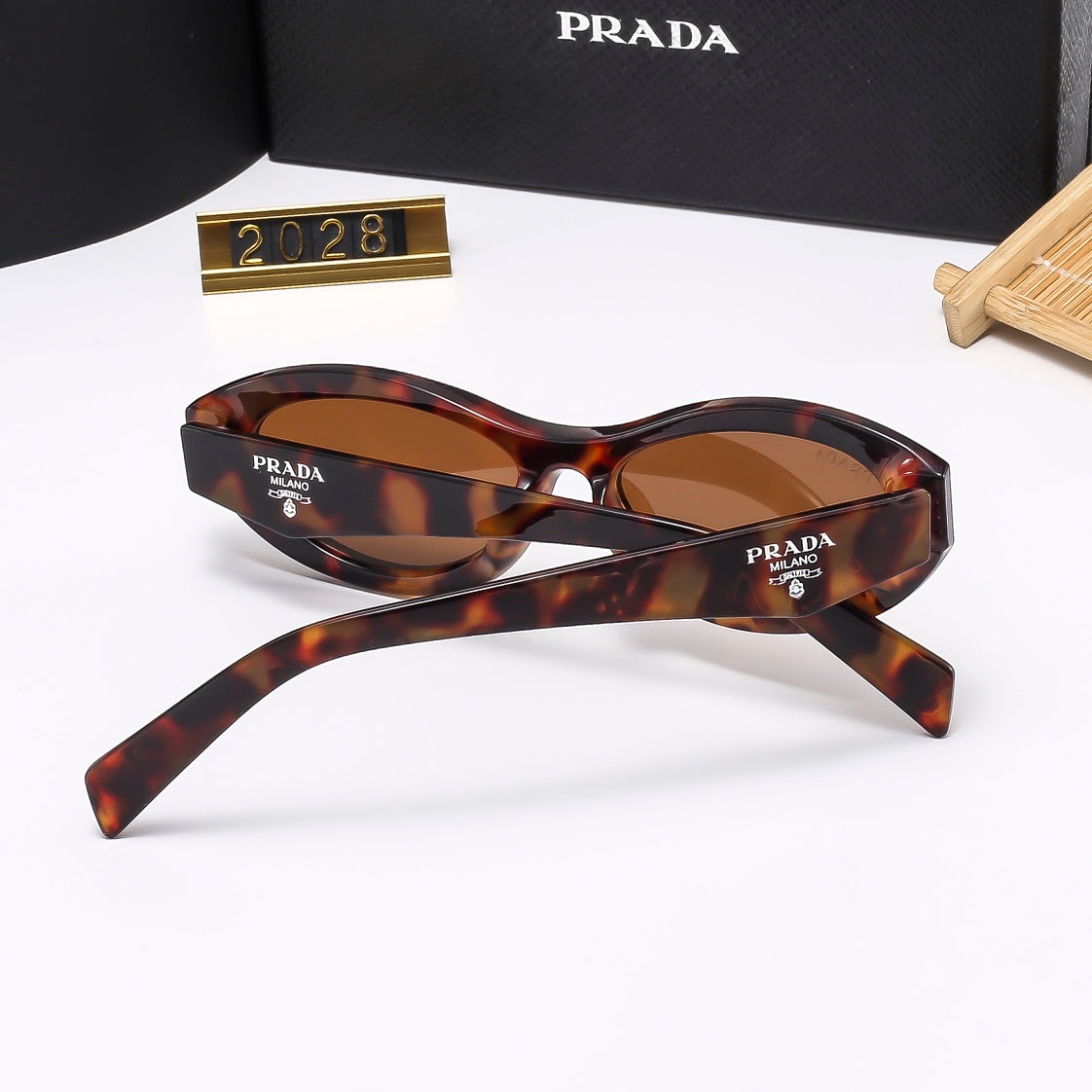 Luxury Eyewear: Elevate Your Style with Exquisite Craftsmanship-45