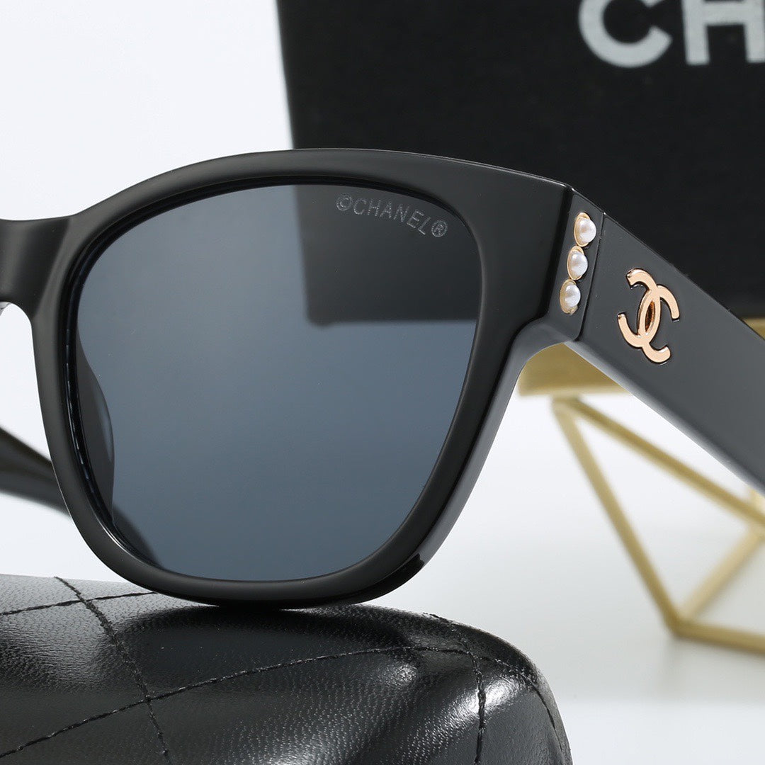 Luxury Eyewear: Elevate Your Style with Exquisite Craftsmanship-96