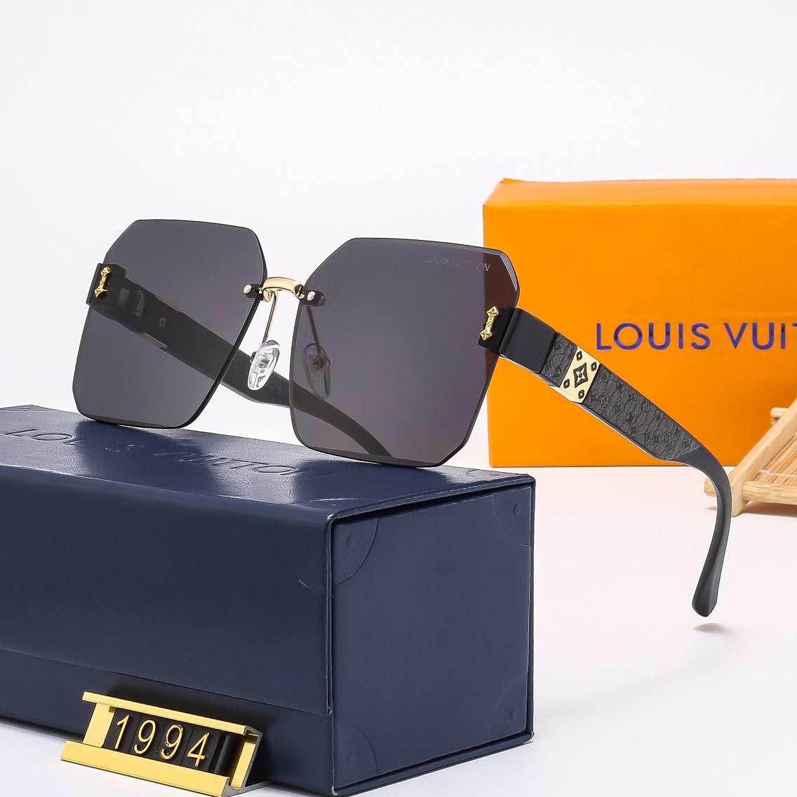 Luxury Eyewear: Elevate Your Style with Exquisite Craftsmanship-135