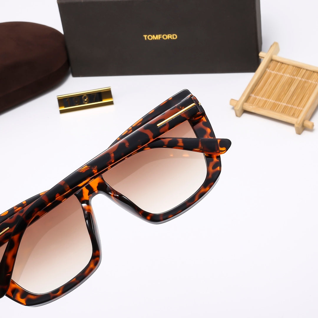 Luxury Eyewear: Elevate Your Style with Exquisite Craftsmanship-138