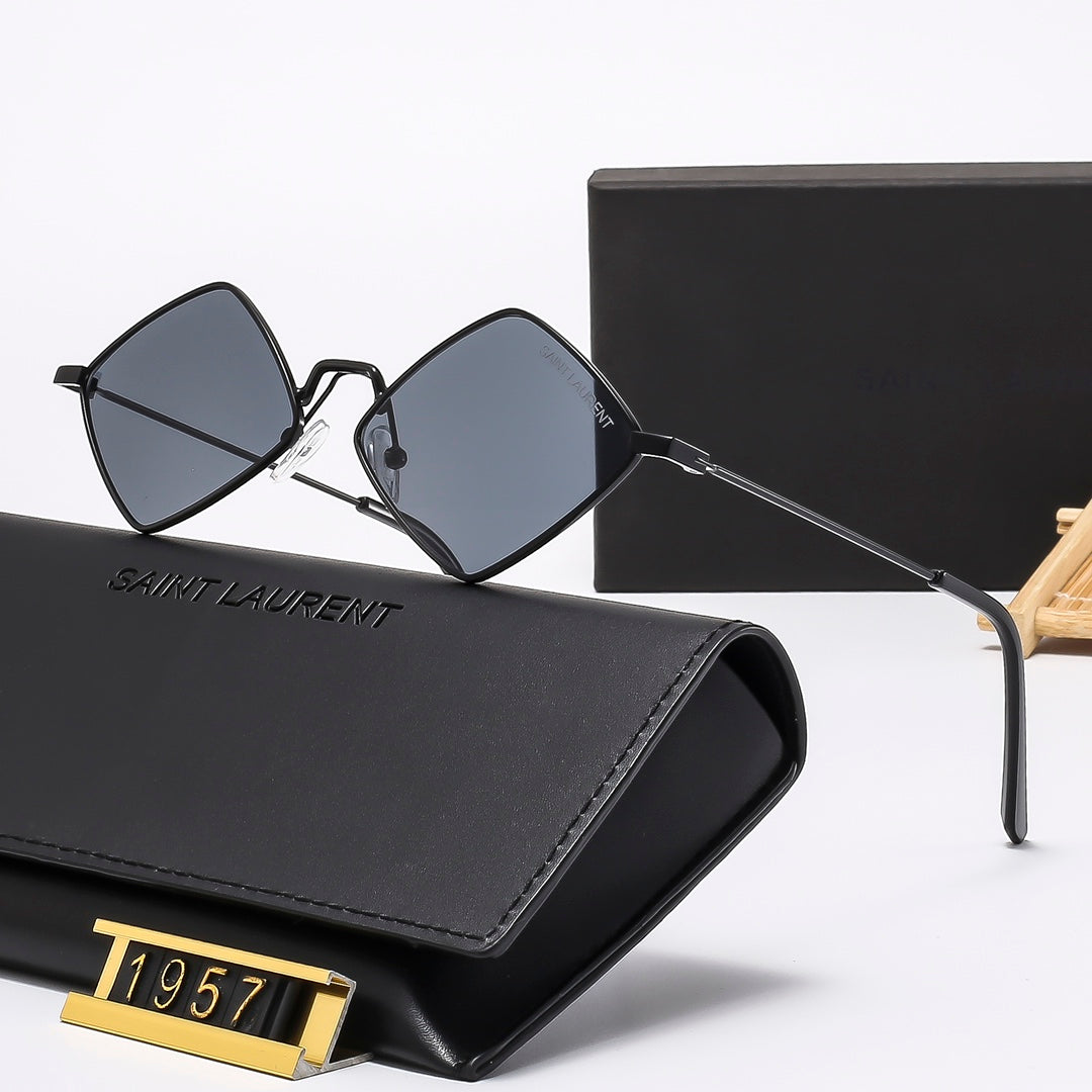 Luxury Eyewear: Elevate Your Style with Exquisite Craftsmanship-171