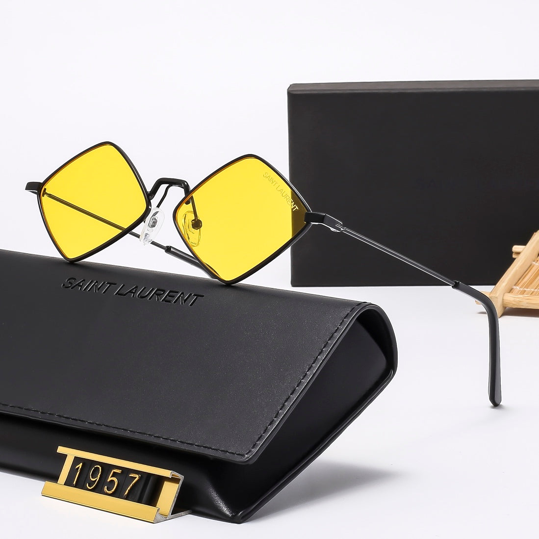 Luxury Eyewear: Elevate Your Style with Exquisite Craftsmanship-171