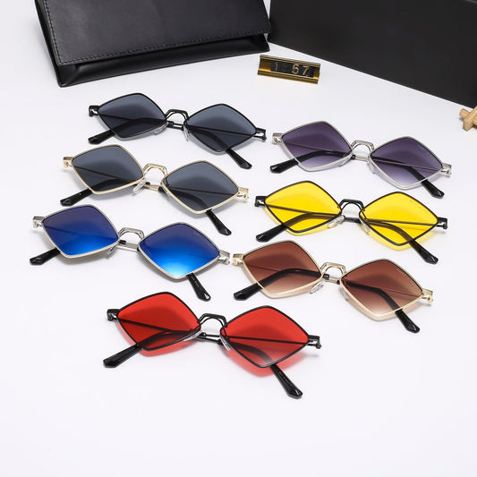 Luxury Eyewear: Elevate Your Style with Exquisite Craftsmanship-171