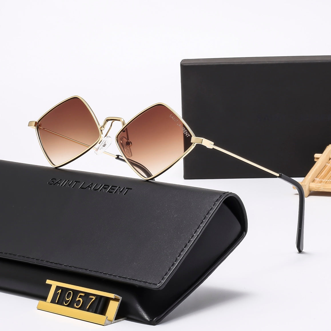 Luxury Eyewear: Elevate Your Style with Exquisite Craftsmanship-171