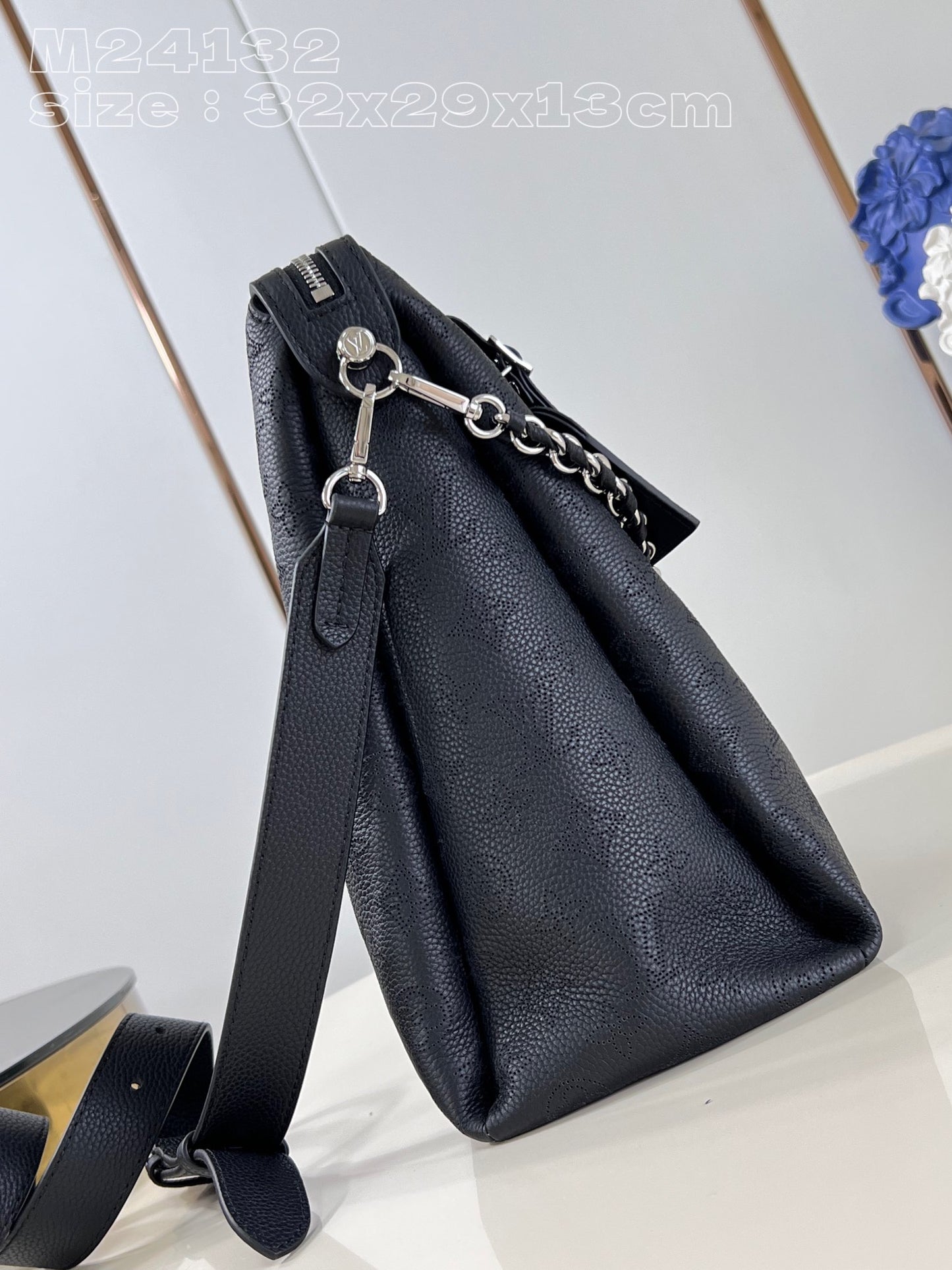 Exquisite leather bags-324