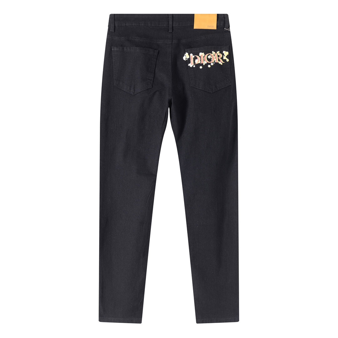 New Trend Jeans for Everyday Style-11