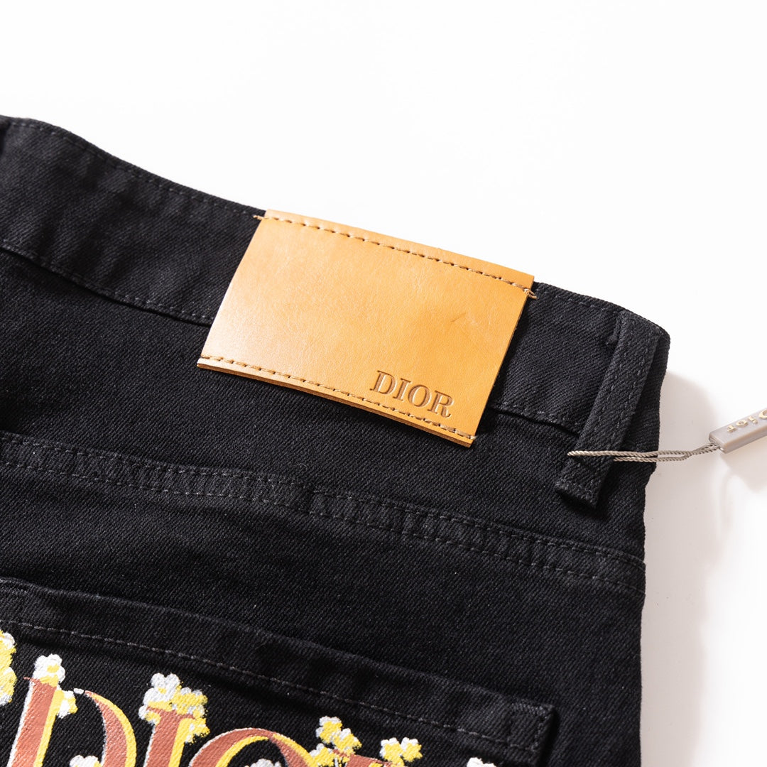 New Trend Jeans for Everyday Style-11